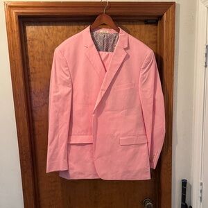 New Southern Pines men’s two-piece pink suit size XXL